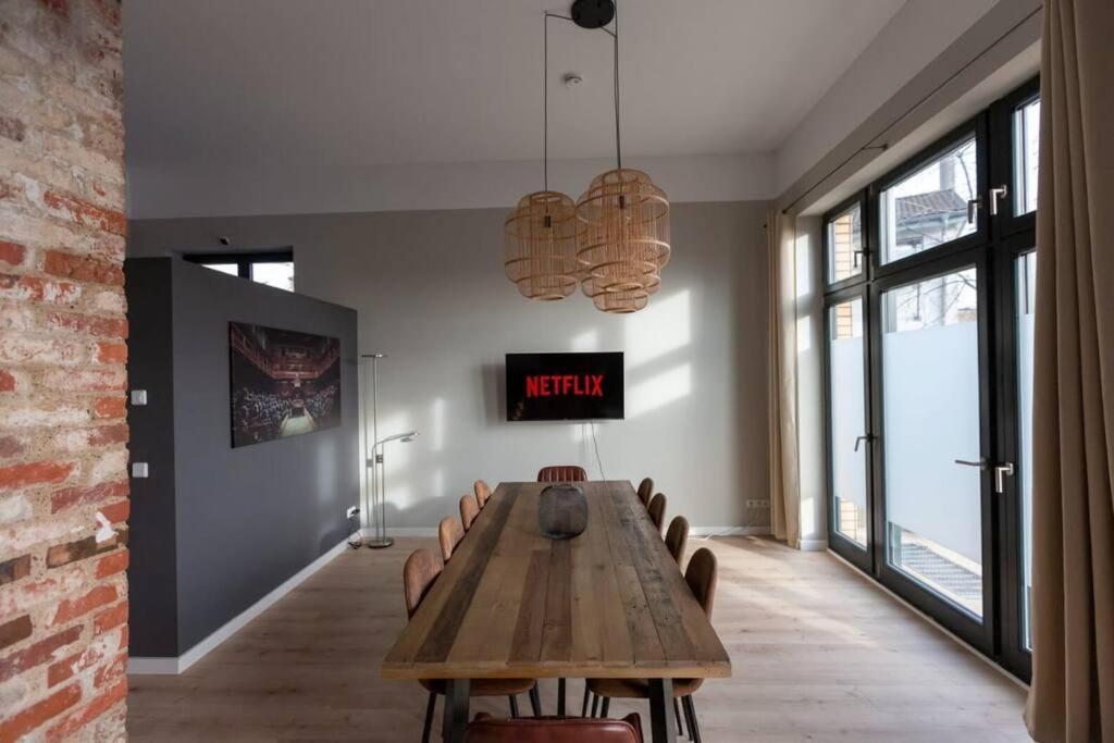 Phoenix Loft 6 High Speed Wifi Netflix *