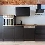 Phoenix Loft 6 High Speed Wifi Netflix