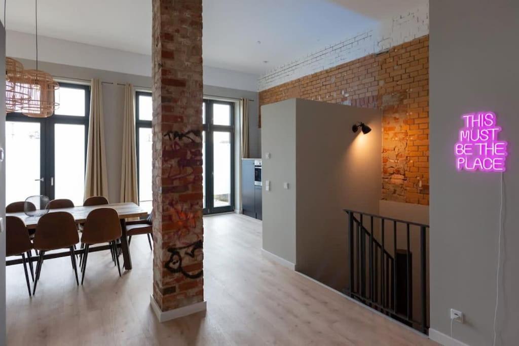 Phoenix Loft 6 High Speed Wifi Netflix *